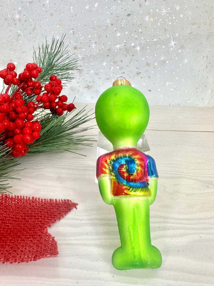 5 1/4" (133mm) Alien with Tie Dye Shirt Figurine Ornaments, 1/Box, 6/Case, 6 Pieces