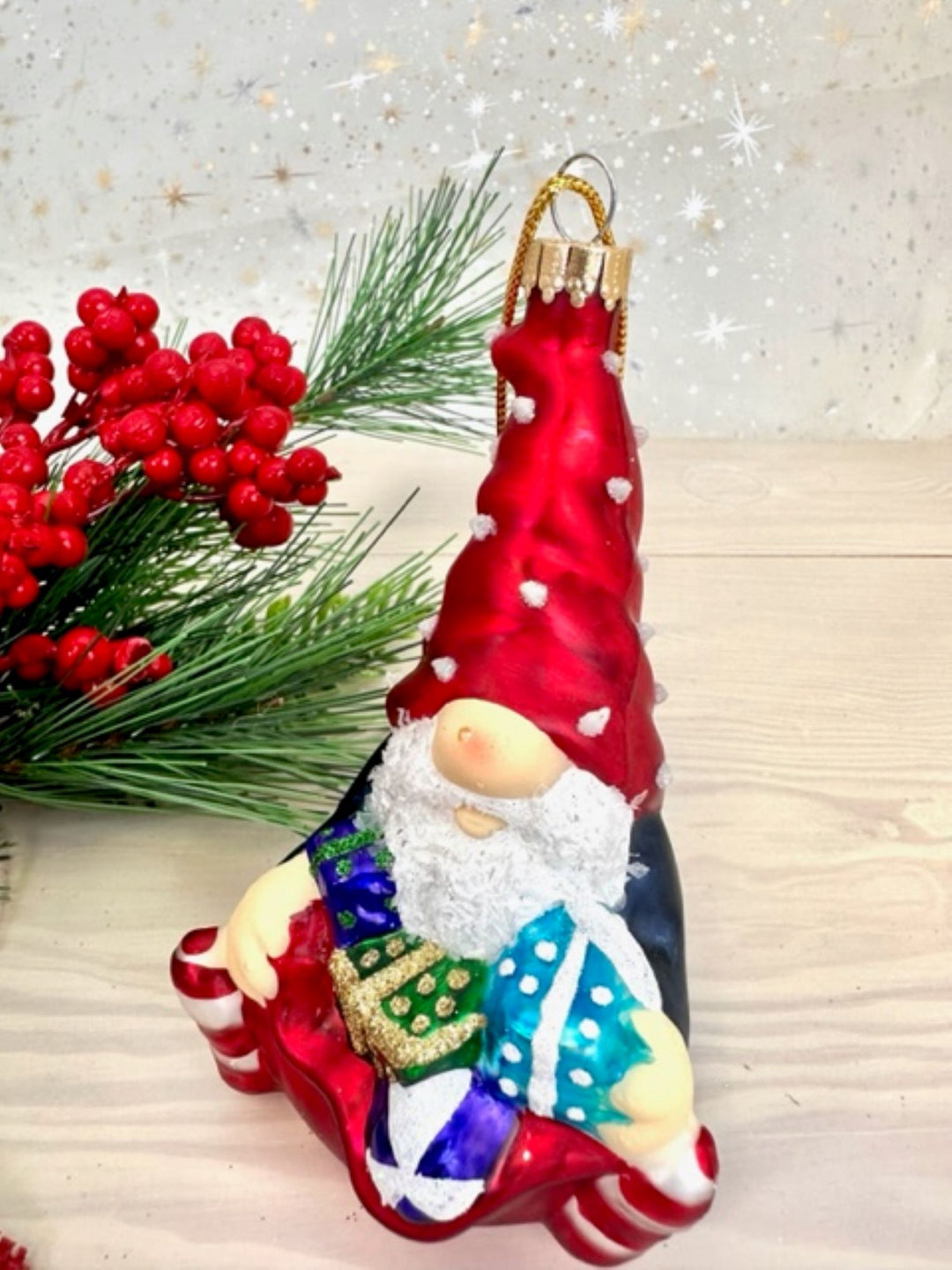 Gnome with Gift Bag Figurine Ornaments, 1/Box, 6/Case, 6 Pieces