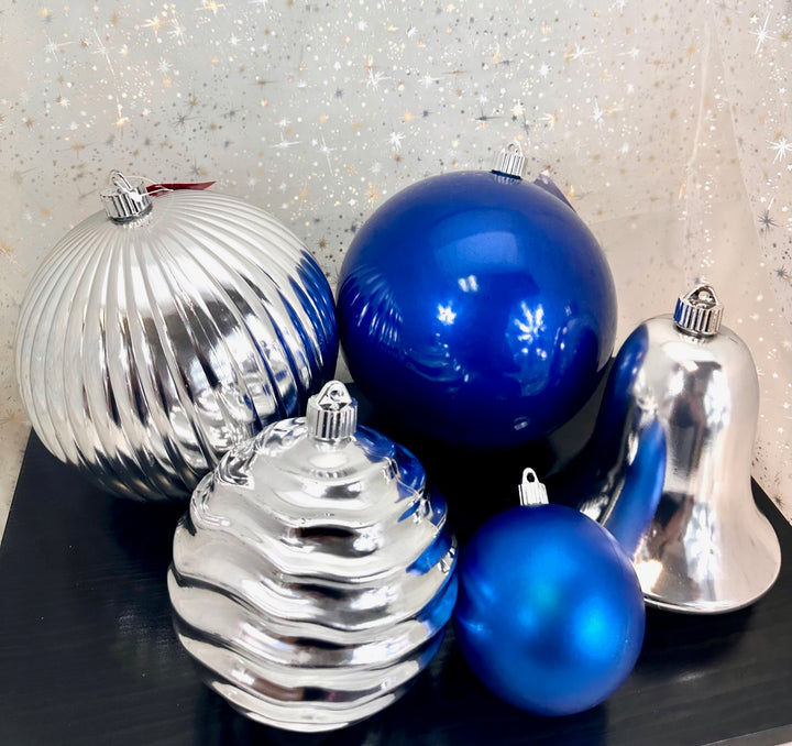 Christmas By Krebs Shatterproof Tree Decorating Kits - ORNAMENTS ONLY - UV and Weather Resistant (Blue & Silver - UV, 9.5 Feet - 276 Ornaments)