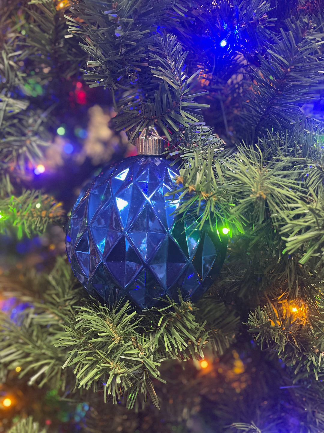 6" (150mm) Shatterproof Shapes Ornament Assortment, Silver/White/Blue, 1/Ea, 16/Case, 16 Pieces