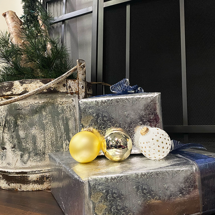 2 5/8" (67mm) Gold Glass Ball Variety Set Decorated with Lace and Gold Sparkles, 12/Box, 12/Case, 144 Pieces