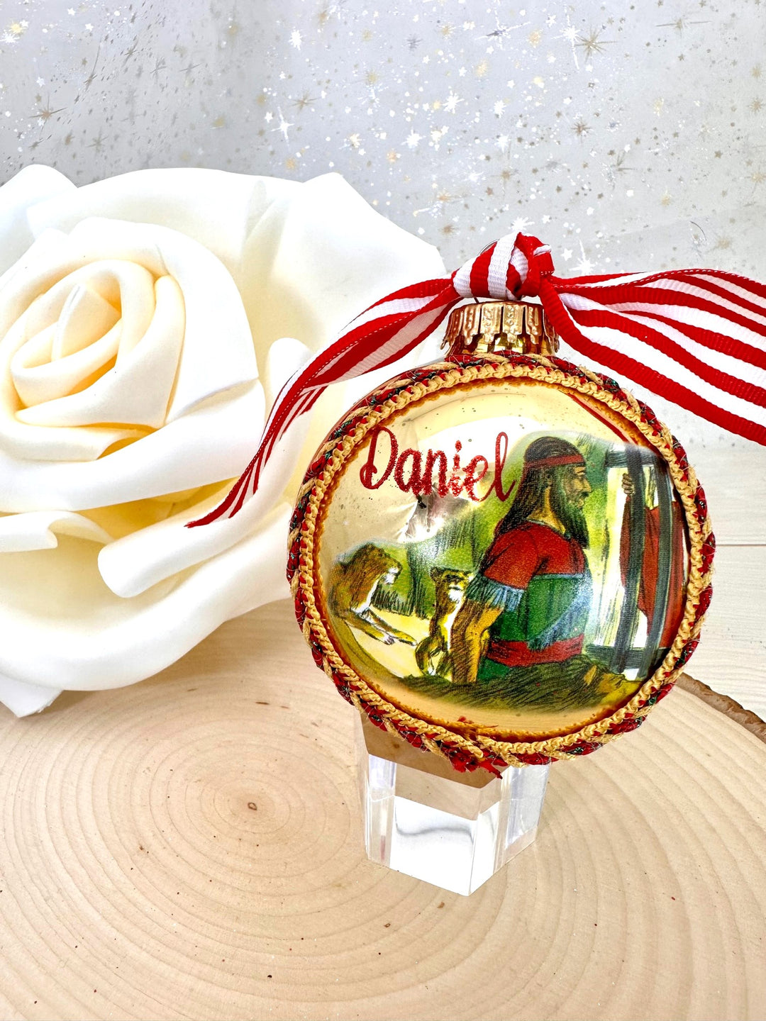 3 1/4" (80mm) Personalizable Hugs Specialty Gift Ornaments, Aztec Gold Glass Ball with Bible Hero/ Daniel
