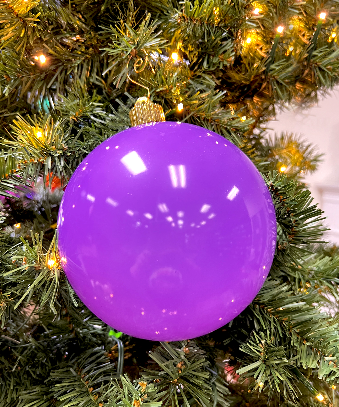 6" (150mm) Large Commercial Shatterproof Ball Ornaments, Celebration Purple, 1/Box, 12/Case, 12 Pieces